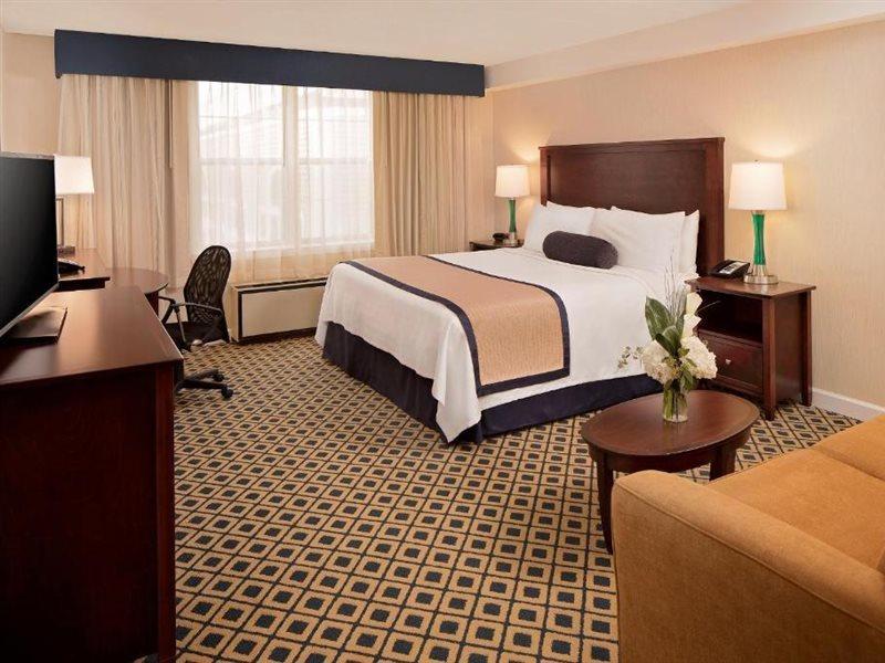 Westford Regency Inn & Conference Center Exteriör bild