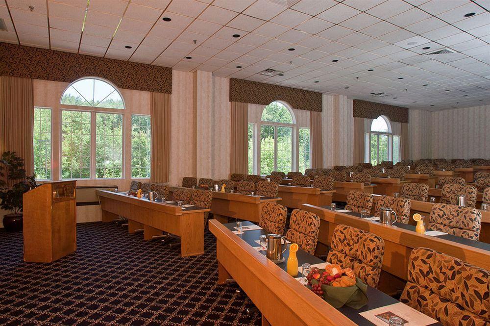 Westford Regency Inn & Conference Center Exteriör bild